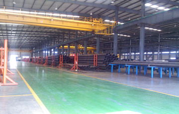 steel pipe warehouse